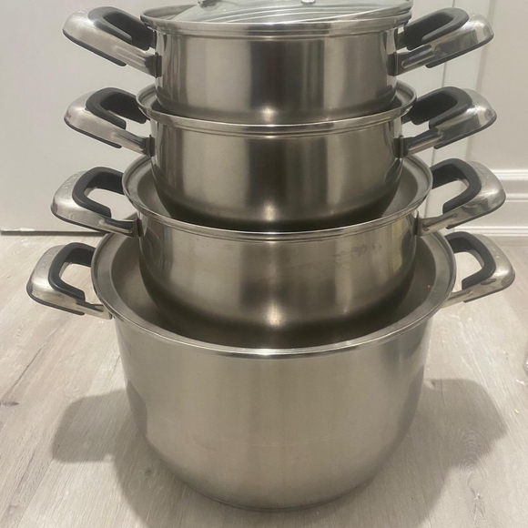 Stainless Steel Cookware Set - Picture 1 of 1